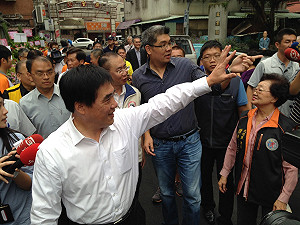 柯P要連心存感激  連反酸柯有法律問題