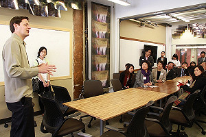 打造數位內容產業 陳菊走訪美科技業