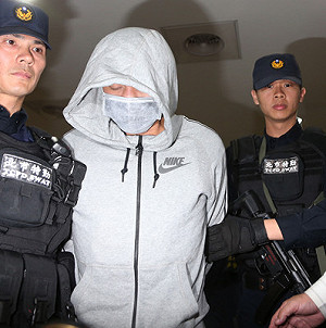 逮槍殺案兇嫌 柯P明赴萬華警局發獎金