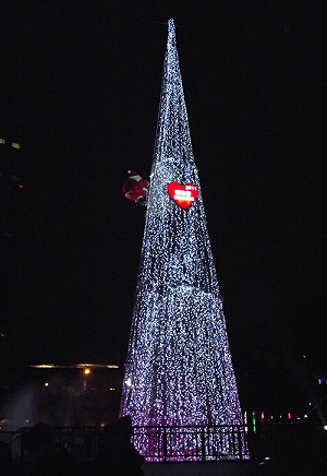 全國最高的耶誕樹  新北市點亮