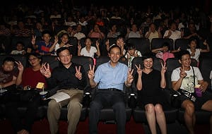 向下紮根  朱立倫邀師生看國片《總舖師》