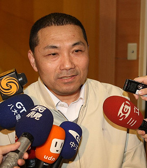 民調領先游錫堃  侯友宜：沒有意義