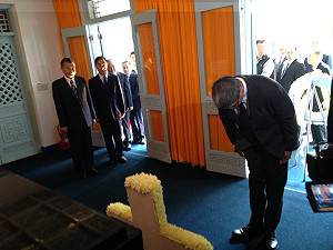 慈湖謁陵  連：國家應照顧軍公教一輩子