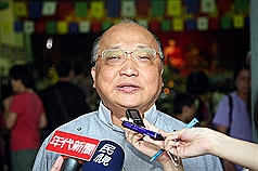 不選黨主席  胡志強：郝跳火坑反燒傷