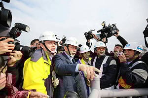 世大運餐廳用12天就拆 柯文哲火大