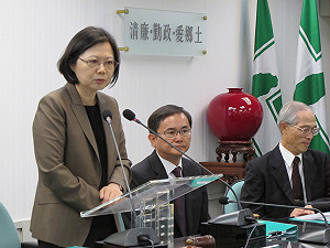 柯遭查稅  蔡英文籲公務員拒絕無理要求