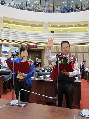 高市2議員遞補  今宣誓就職