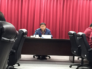 視察救災救護指揮中心  柯P慘電半小時