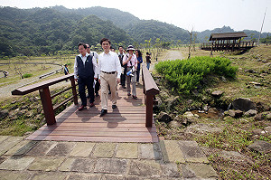 線上辯論：一殯遷至山豬窟 改建公宅  好嗎？