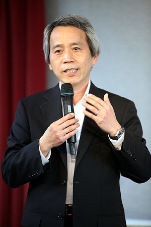 柯P副市長林欽榮  主導璞玉、南鐵案惹議