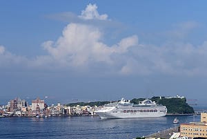 快樂出航 陳菊搭郵輪出訪日本