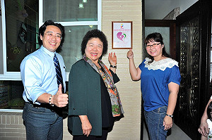 高市首發托育證明  為3千合格保母掛保證