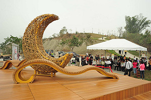 高雄月世界惡地 打造世界級景點