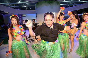 高雄啤酒節開飲 在地下酒菜上桌