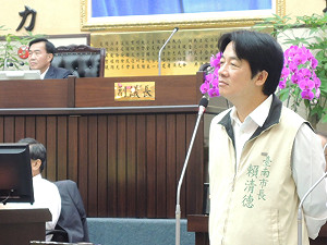 賴清德重回議會備詢 黑金議題引發李全教回嗆