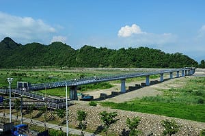 高雄旗山地景橋啟用 通行兼休閒