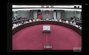 公投下修至18歲 柯P嗆政院：看他敢不敢刪