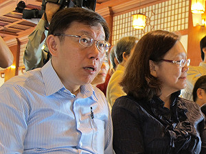 電視辯論  柯文哲：連勝文只想辯倒我