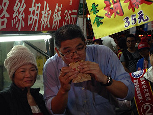 柯P將穿防彈衣  連盼對手別放話恐嚇家人