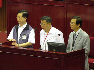 教科書稱國民黨清廉  柯P：這樣寫over了