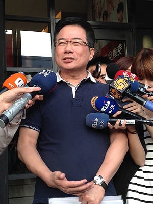 連柯辯論  舉辦日期、交叉詰問無共識