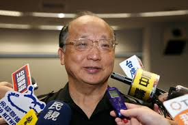 陣前換將？胡志強：來自外太空的消息