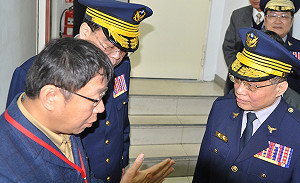 柯P遭威脅？北市府：有情緒性字眼電話