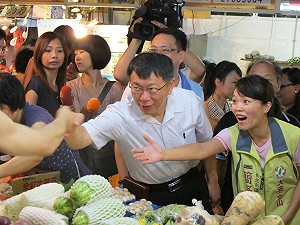 柯P：李登輝是評論蔣經國最精確的人