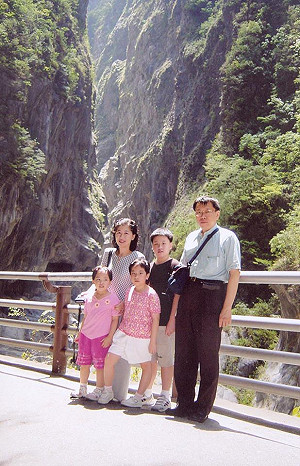 柯稱印章存摺太太管 陳佩琪：你帳戶空空