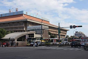 柯P：忠孝西公車專用道拆不拆 週三決定