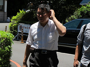 柯文哲爆：太太簡訊「想換老婆是不是」