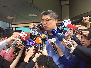 連勝文：柯學扁用詐術轉移涉人體器官醜聞