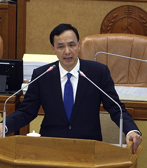 馬遭批笨拙 朱：重點是自我檢討