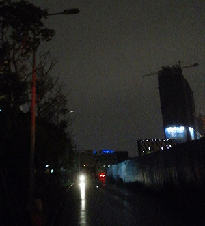 路燈不亮  新北結案通知：有問題請找遠雄