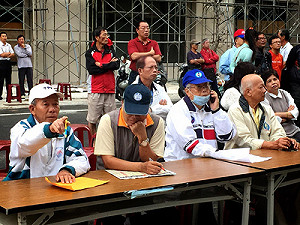 綠拿下澎湖縣長  陳光復自行宣布當選