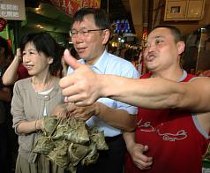 首陪掃街  陳佩琪：醫生較貼近庶民生活