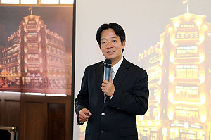 蘇清泉質疑柯P 賴清德：踐踏專業醫界之恥