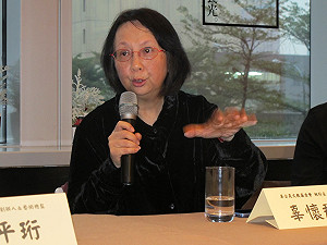 辜懷群挺「新舞台」  要從都姓辜的泥淖出來