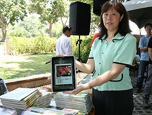 高市推智慧校園  上學不用背書包