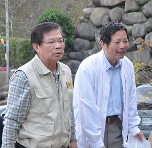 簡太郎視察馥記山莊  強調國土開發安全性