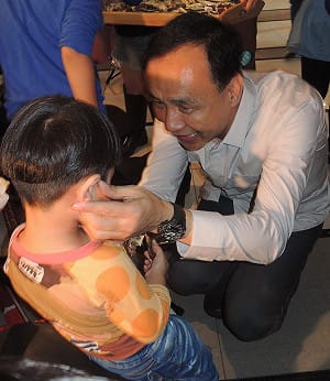 朱立倫：選舉不是為自己 是為下一代