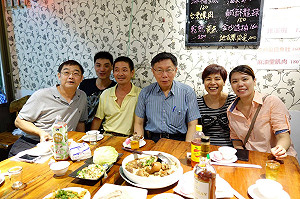 柯P生日趴  「大仔」本來要請吃阿公店