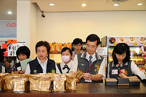高雄稽查食品衛生 吳寶春麵包店OK