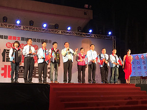 連戰批柯參選理念像教書  讓人聽不懂