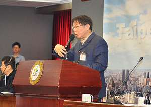 富邦併北銀列案調查？柯P：非當務之急