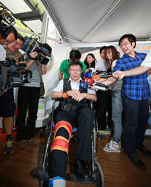 連籲帳戶資料上網 柯P：我放你也放