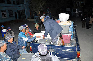 尼泊爾大選  順利完成制憲會議選舉