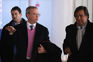 結束訪朝  施密特：朝鮮應擁抱網路