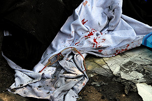 封鎖曼谷示威會場2起爆炸  28人受傷