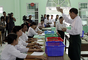 聯合國通過決議  指責緬甸大選不公